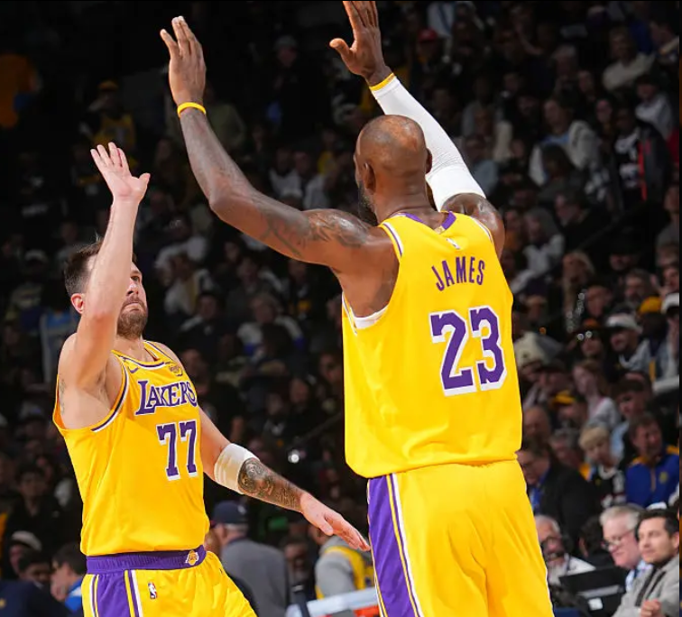 狂野西部！西部第三至第七争夺超激烈 3队胜场数相同 湖人再进前6